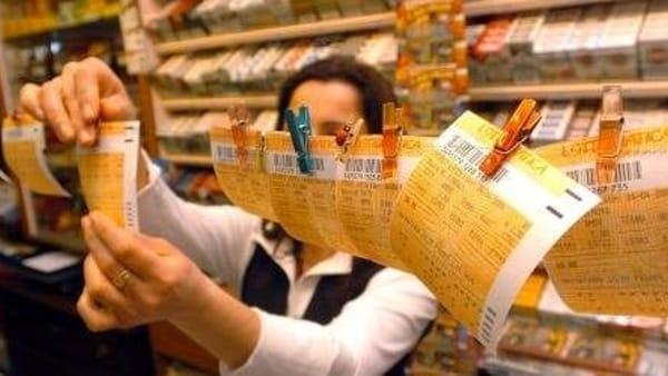 migliaia di euro in premio ai vincitori del lotto in lombardia brescia milano e pavia le province più fortunate