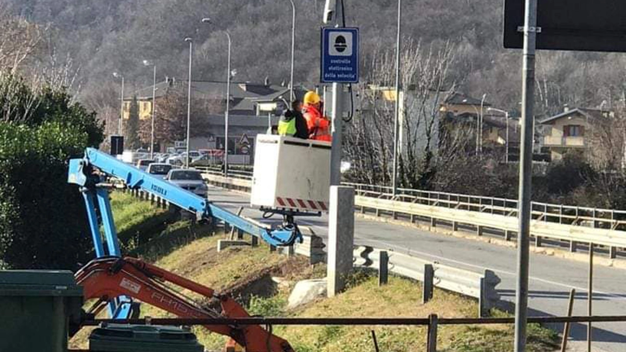 L’autovelox di Chiavenna L’autovelox di Chiavenna
