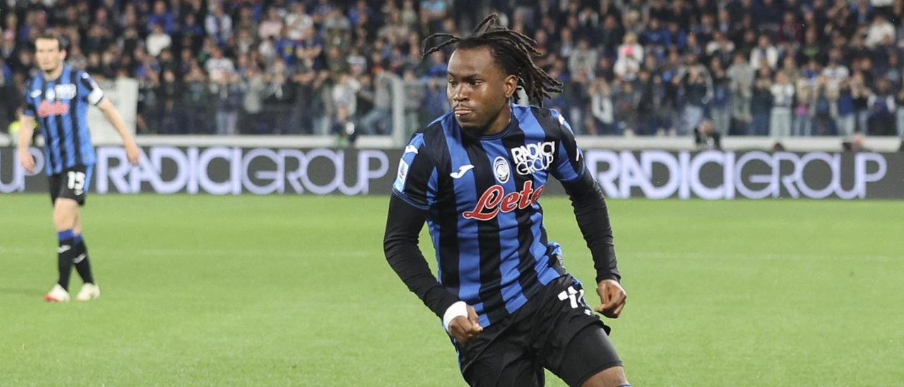 Inter, Lookman nel mirino. Il Milan batte su Vlahovic