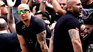 A sinistra, Christian Rosiello A sinistra, Christian Rosiello