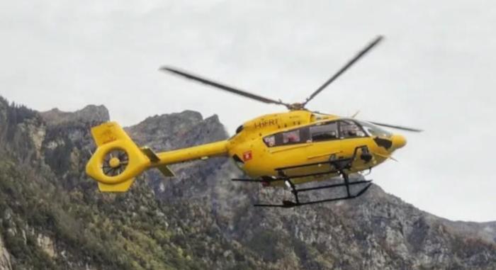 Premana, scivola malamente nel bosco e resta a terra senza riuscire a rialzarsi: i soccorritori arrivano in elicottero Premana, scivola malamente nel bosco e resta a terra senza riuscire a rialzarsi: i soccorritori arrivano in elicottero