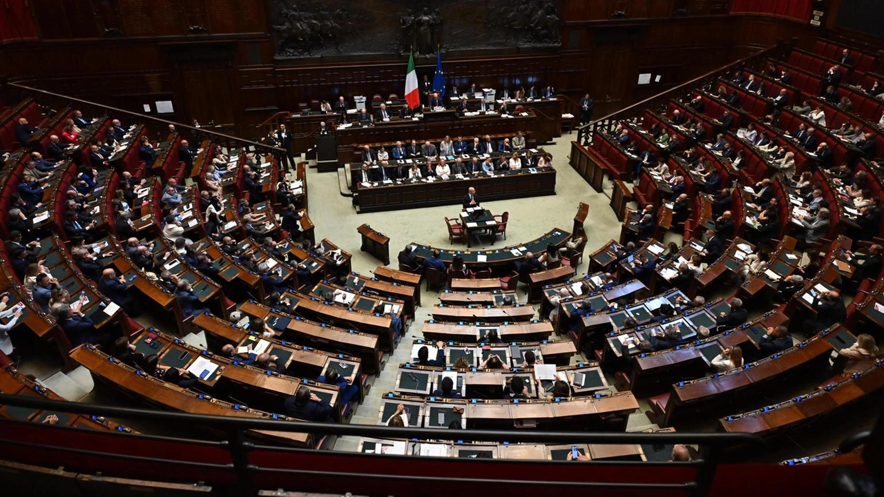 In suo favore 333 voti. Le bianche sono state 123 In suo favore 333 voti. Le bianche sono state 123