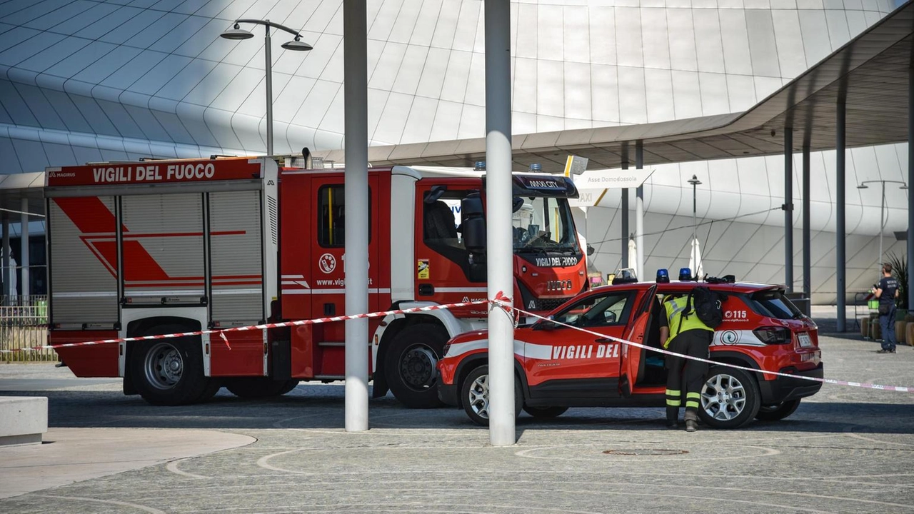 Riaperta fermata metro, entro sera torre e piazza accessibili