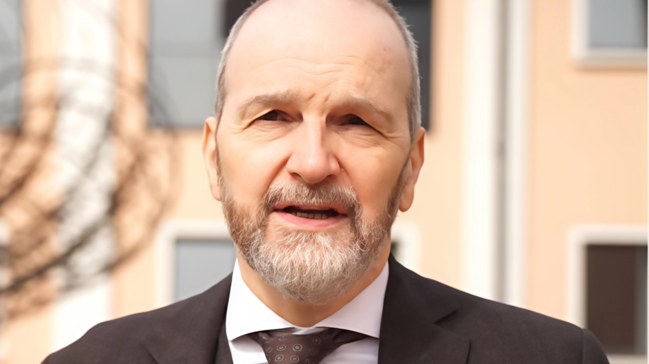 Antonio Cotelli direttore Risorse Umane del gruppo Feralpi tra i principali produttori siderurgici in Europa con 1,7 miliardi di fatturato nel 2023 Antonio Cotelli direttore Risorse Umane del gruppo Feralpi tra i principali produttori siderurgici in Europa con 1,7 miliardi di fatturato nel 2023