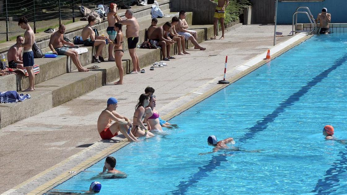 La piscina di San Donato chiusa. Un piano di rilancio per il Mattei
