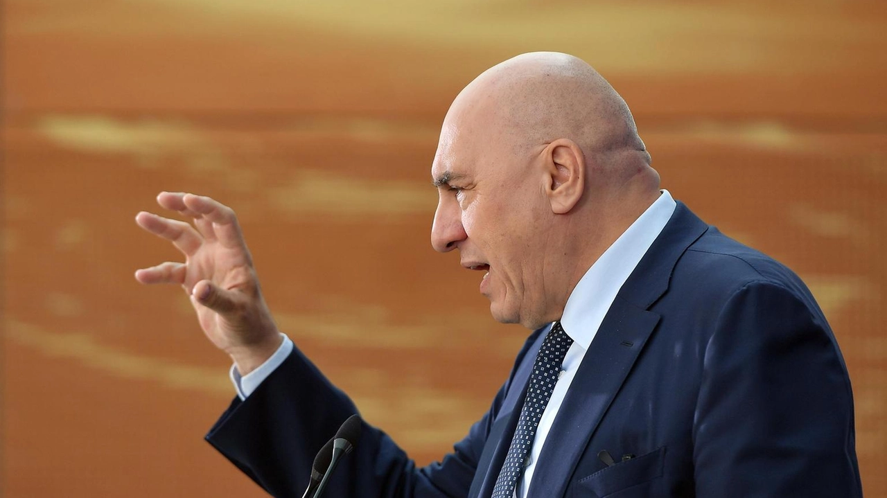 Il ministro Crosetto assicura che non ci sono problemi specifici per le basi italiane in Medio Oriente. Il ministro Crosetto assicura che non ci sono problemi specifici per le basi italiane in Medio Oriente.