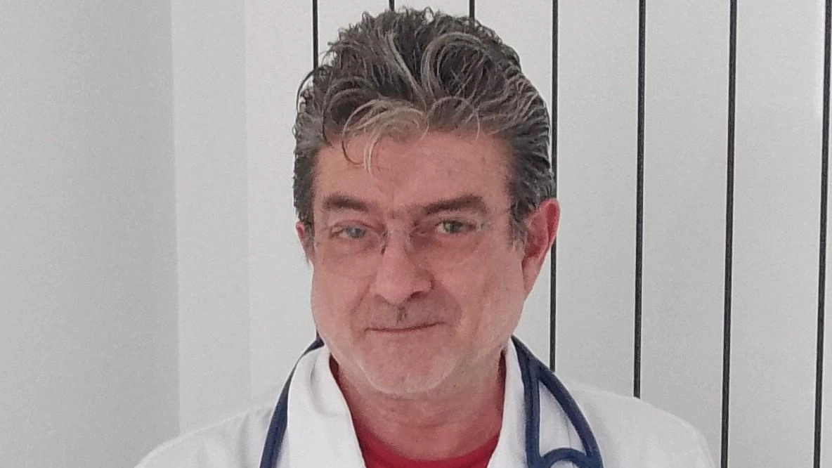 LEGNANO La città ha un nuovo medico di medicina generale: il dottor Luigi Mudu (nella foto), che esercita dall’8 maggio... LEGNANO La città ha un nuovo medico di medicina generale: il dottor Luigi Mudu (nella foto), che esercita dall’8 maggio...
