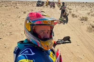 Andrea Perfetti, giornalista e motociclista 49enne, è originario di Bellano