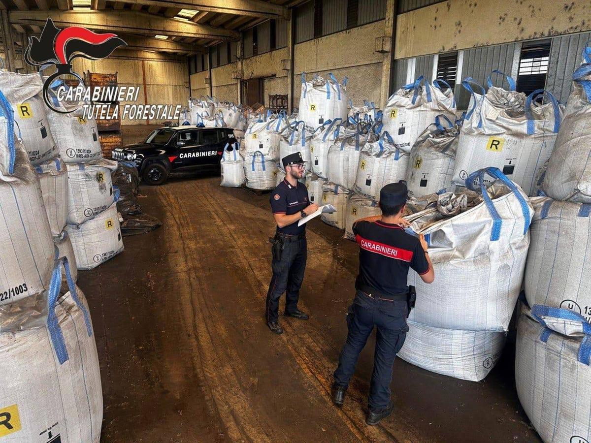 Roncadelle, rifiuti speciali non trattati: in fonderia trovate 400 ‘big bags’, denunciato imprenditore