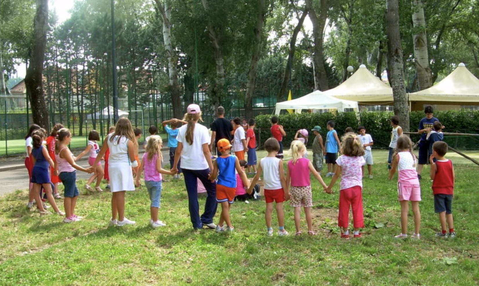 Ragazzi al Summer Camp . A Cavenago paga il Comune Ragazzi al Summer Camp . A Cavenago paga il Comune
