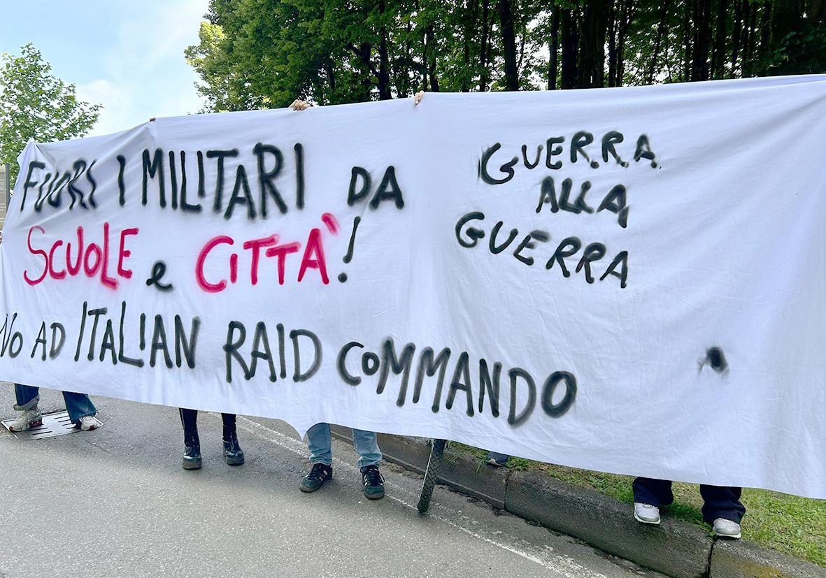 cosa sono i plotoni del raid commando contro cui hanno protestato i pacifisti di monza da Ilgiorno.it cosa sono i plotoni del raid commando contro cui hanno protestato i pacifisti di monza