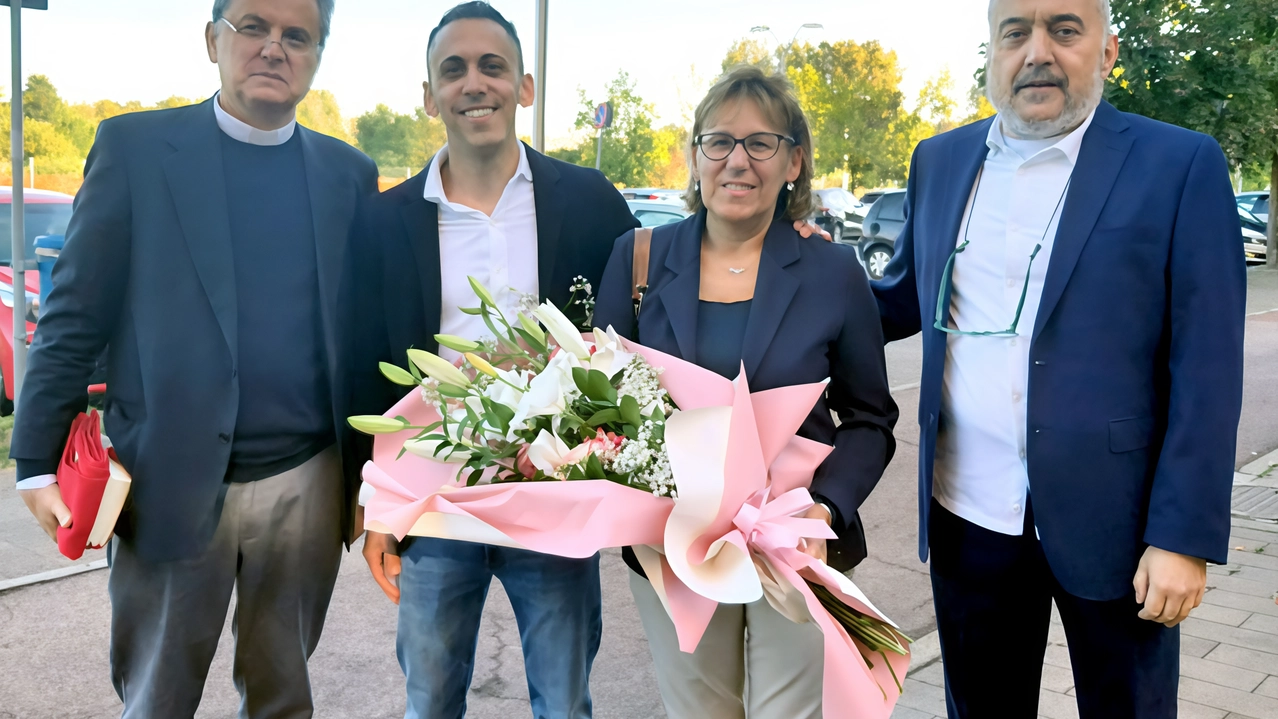 Il salone polifunzionale di via Nilde Iotti 11 è stato intitolato all'architetto Franco Moraschetti, figura chiave nelle trasformazioni urbane di Vigevano. Il quartiere Burgo e lo sviluppo della città portano la sua firma. Il salone polifunzionale di via Nilde Iotti 11 è stato intitolato all'architetto Franco Moraschetti, figura chiave nelle trasformazioni urbane di Vigevano. Il quartiere Burgo e lo sviluppo della città portano la sua firma.