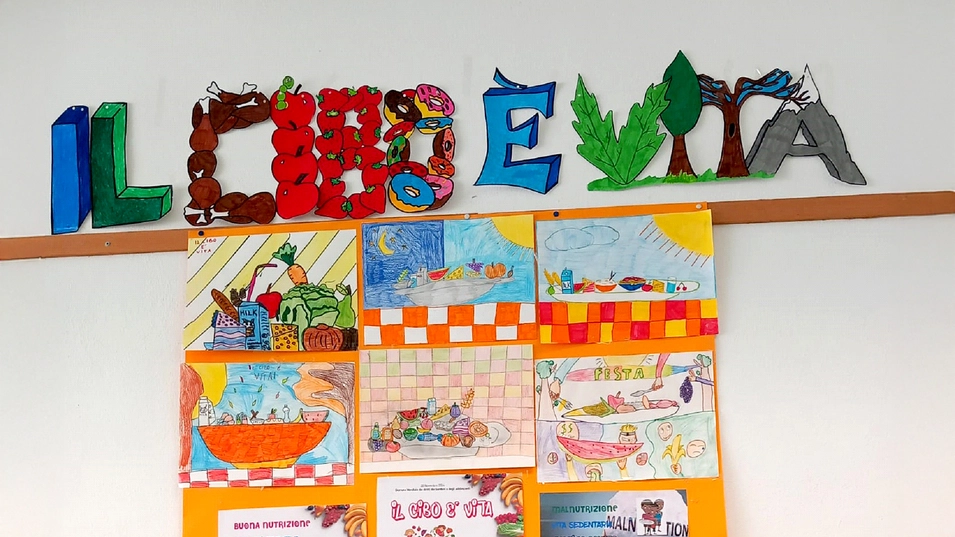 Un impegno condiviso per un futuro luminoso per tutti i bambini e i ragazzi Da dove partire? Da un assioma semplice ma che va ribadito: «Il cibo è vita» Un impegno condiviso per un futuro luminoso per tutti i bambini e i ragazzi Da dove partire? Da un assioma semplice ma che va ribadito: «Il cibo è vita»