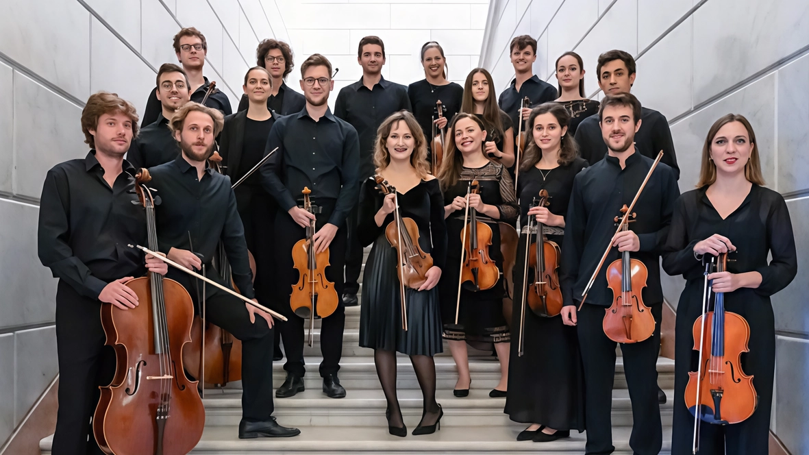 Nel bicentenario della sinfonia domenica è in programma un concerto speciale nei Giardini reali a Monza. Nel bicentenario della sinfonia domenica è in programma un concerto speciale nei Giardini reali a Monza.