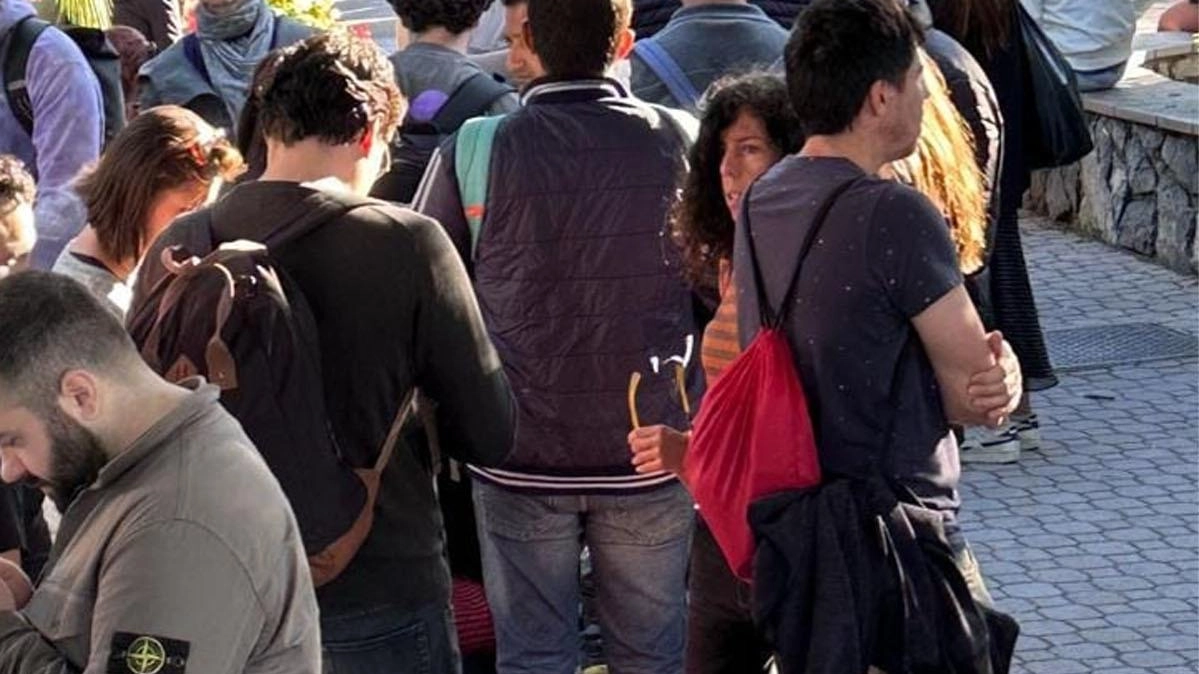 Le code di turisti in attesa della navigazione L’obiettivo è risolvere il tema dell’overtourism Le code di turisti in attesa della navigazione L’obiettivo è risolvere il tema dell’overtourism