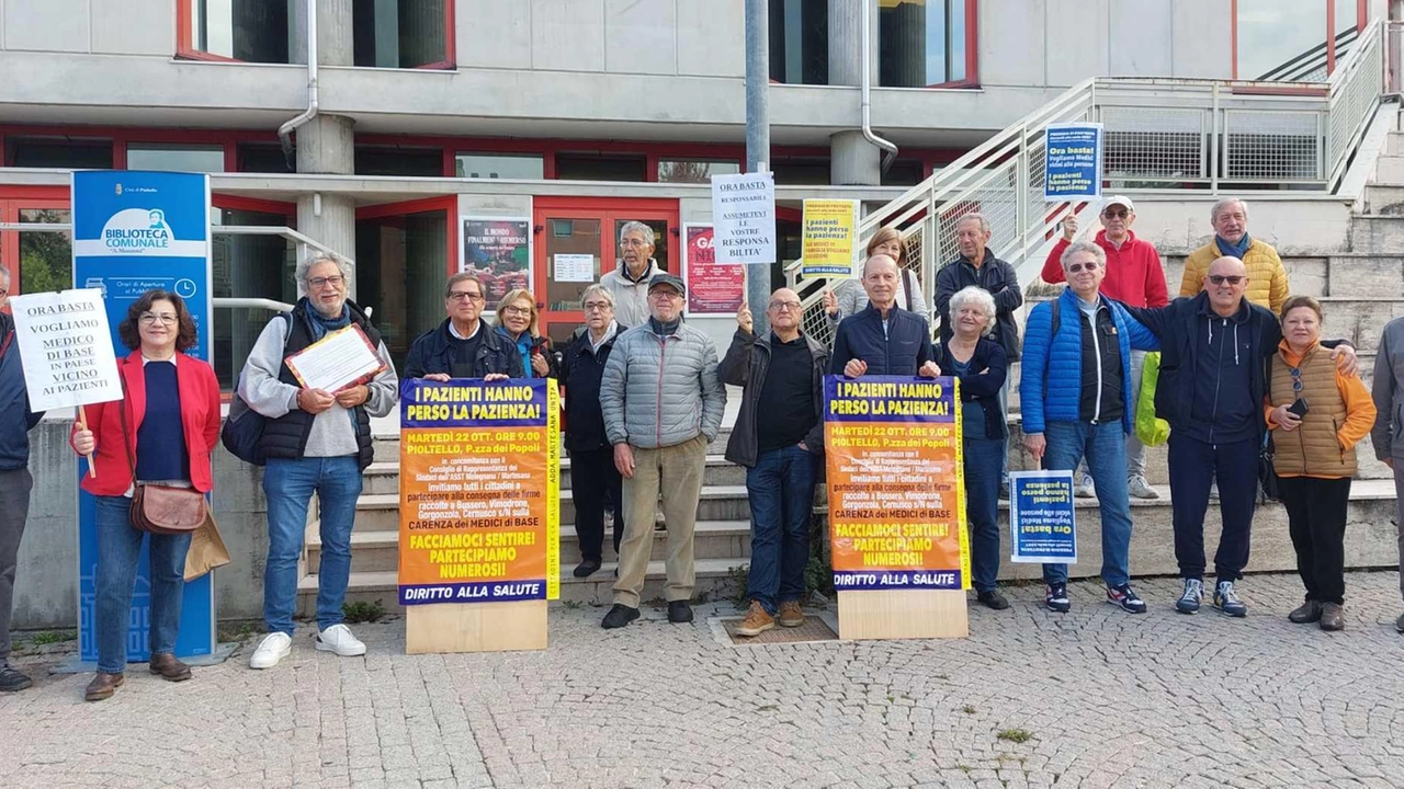 Emergenze e disagi, consegnate all’assemblea dei sindaci dell’Asst le firme raccolte sul territorio Emergenze e disagi, consegnate all’assemblea dei sindaci dell’Asst le firme raccolte sul territorio