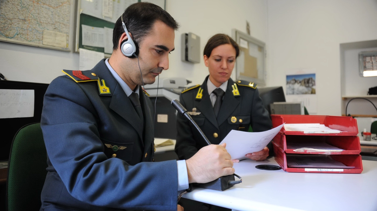 Sequestrati dai finanzieri 10 tank container. Tra Iva e accise evase il danno all’erario ammonta a 315mila euro