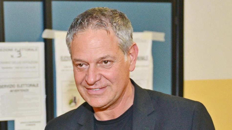 È al capolinea il secondo mandato del sindaco Tiziano Aceti (nella foto), lasciato praticamente solo dal suo gruppo, che ha... È al capolinea il secondo mandato del sindaco Tiziano Aceti (nella foto), lasciato praticamente solo dal suo gruppo, che ha...