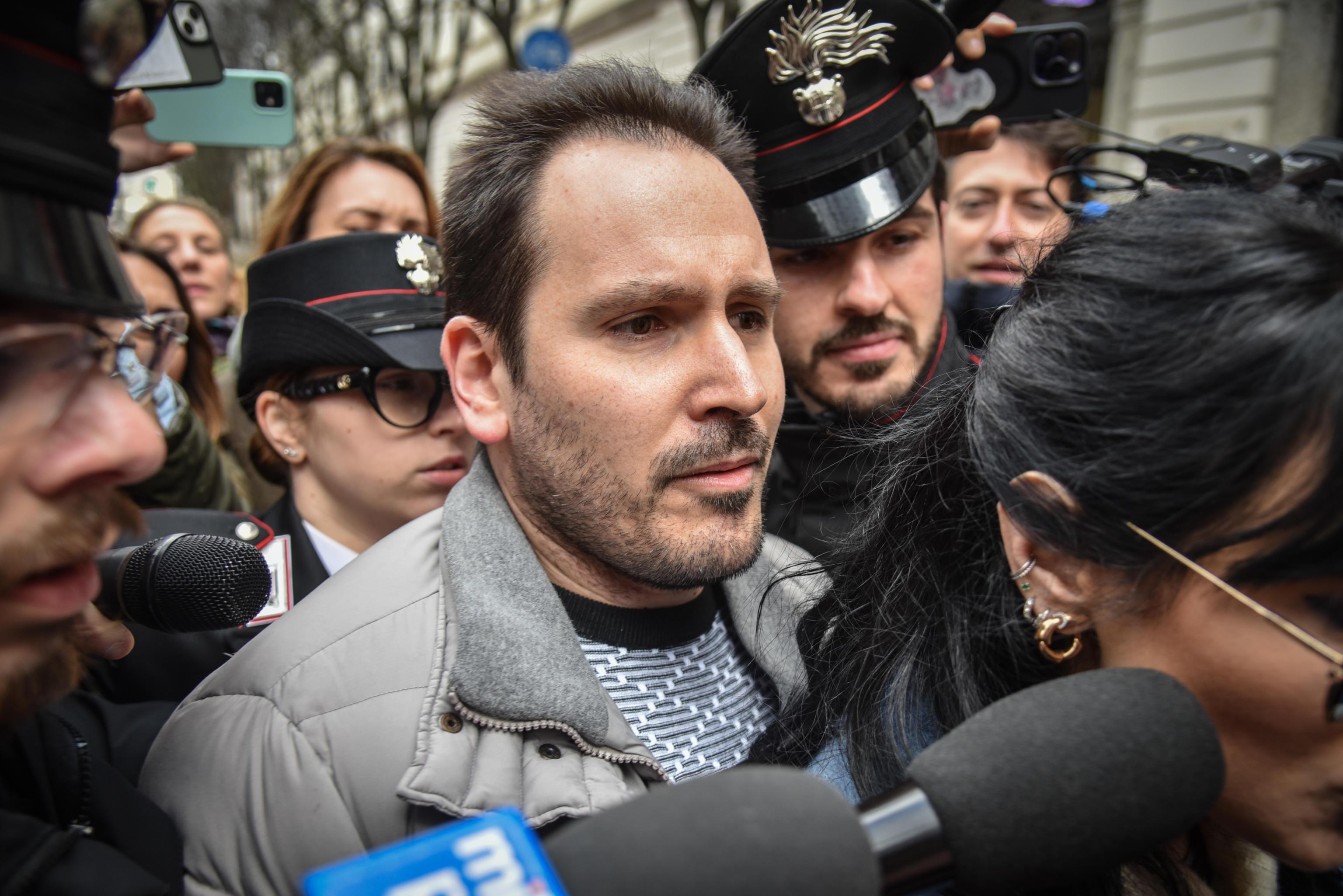 sempio ha parlato con chiara poggi al telefono prima del delitto sapeva che il fratello marco era in vacanza