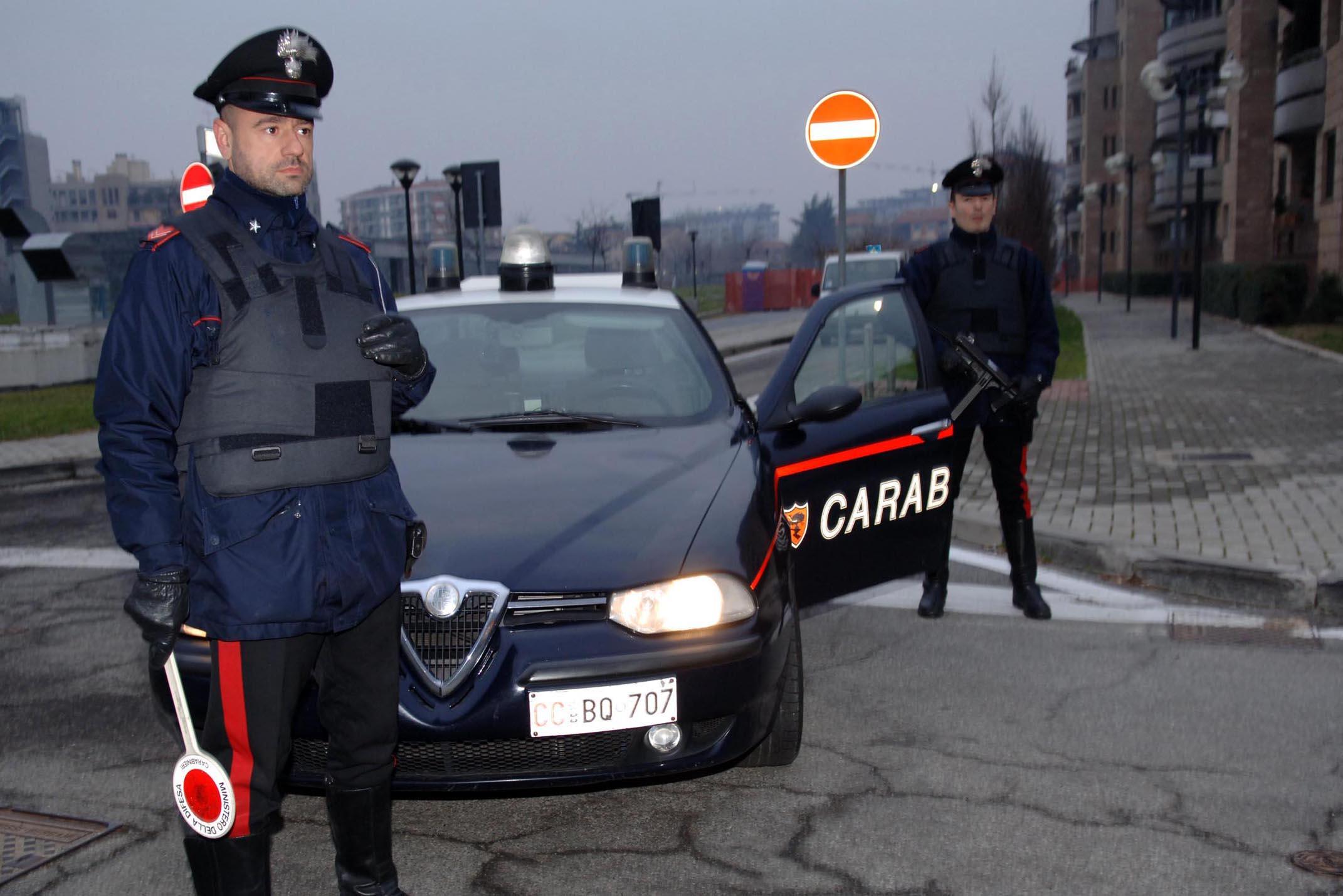 Gallarate, rapinata in strada da due minorenni: 60enne in ospedale con la spalla rotta Gallarate, rapinata in strada da due minorenni: 60enne in ospedale con la spalla rotta
