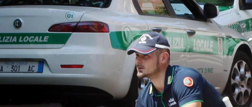 Inseguimento dei ghisa, spari contro il veicolo in fuga