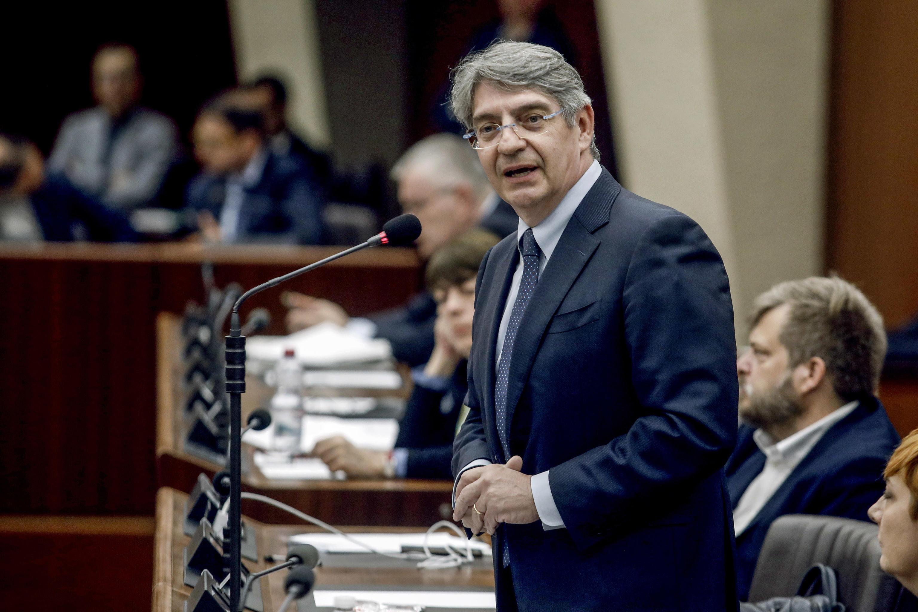 Elezioni Regione Lombardia 2028, il via al tavolo: Del Bono in pole, Sala in agguato. Il Patto Civico: si scelga insieme Elezioni Regione Lombardia 2028, il via al tavolo: Del Bono in pole, Sala in agguato. Il Patto Civico: si scelga insieme