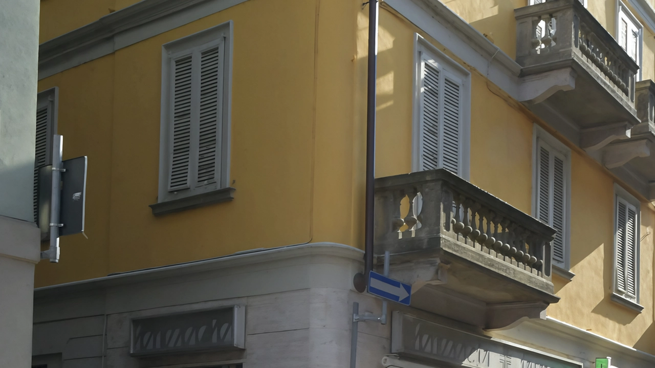 Pavia, alunni della De Amicis i primi “a bordo”. Effettuerà le “corse” anche in caso di maltempo. Pavia, alunni della De Amicis i primi “a bordo”. Effettuerà le “corse” anche in caso di maltempo.
