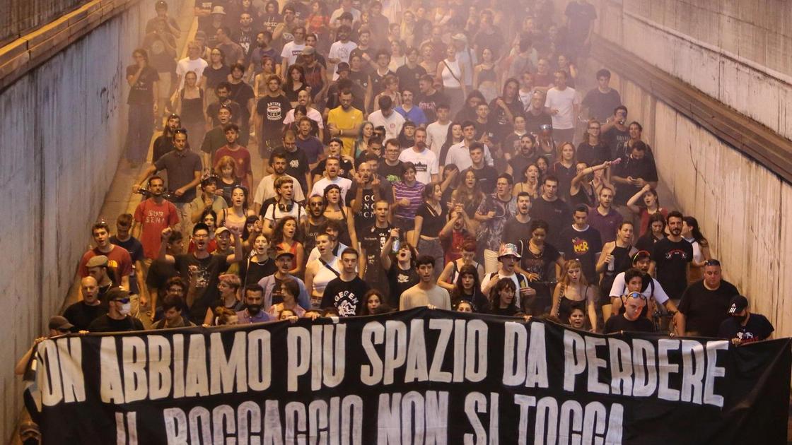 monza tre antagonisti del foa boccaccio a processo per furto di corrente e occupazione abusiva 7 mesi di messa alla prova