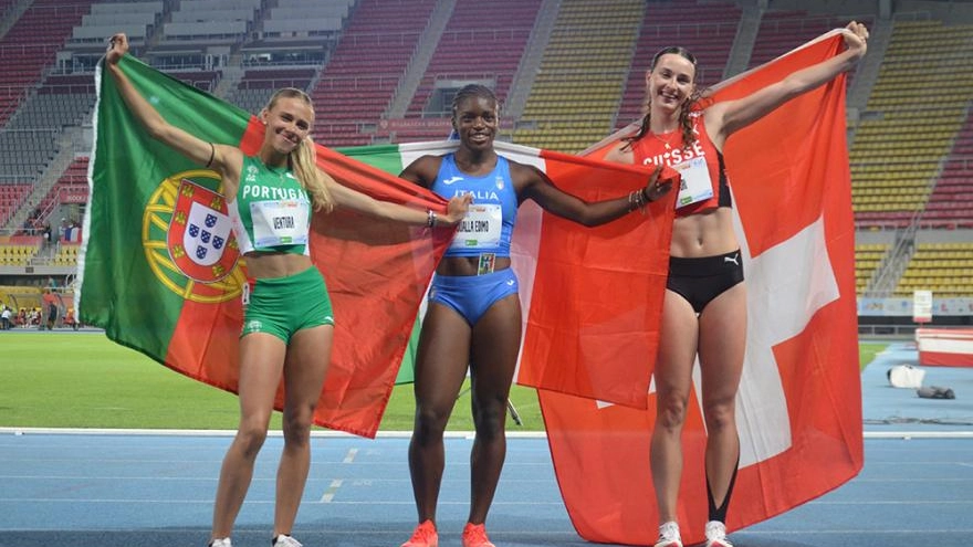 Kelly Doualla festeggia l'oro Festival olimpico della gioventù europea di Skopje (foto Coni) Kelly Doualla festeggia l'oro Festival olimpico della gioventù europea di Skopje (foto Coni)