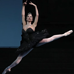 Alice Mariani: io, tra Odile e Odette: "Danzare il Lago dei Cigni, che sfida"