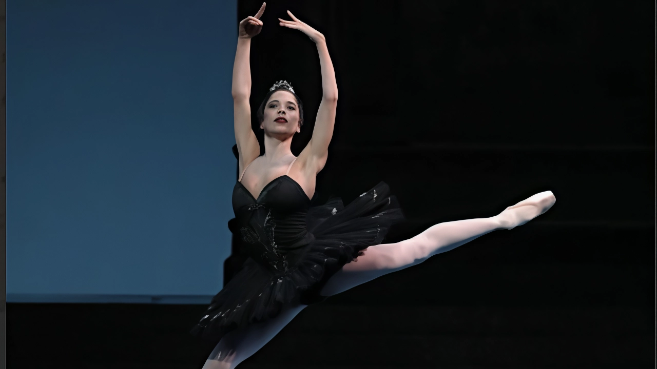 Alice Mariani in Odette, principessa trasformata in cigno da un incantesimo