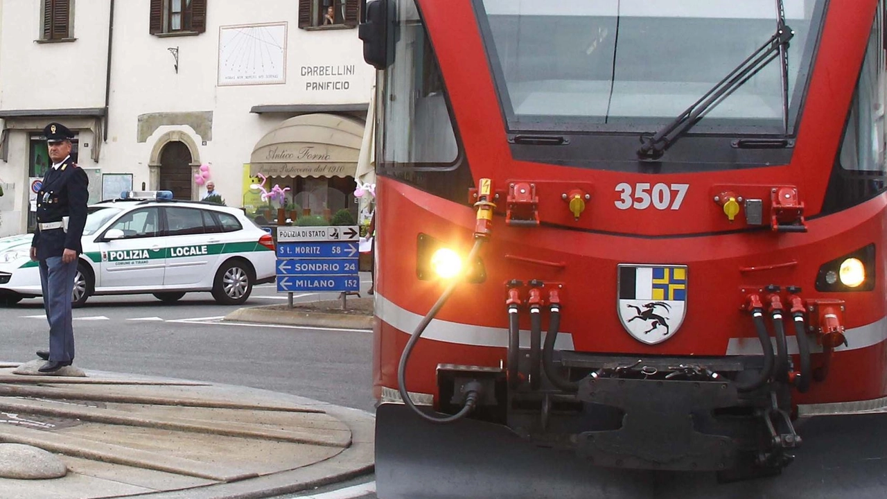 Sondrio, oltre i confini geografici. Già disponibili 44 milioni di euro di finanziamenti. Trenta progetti coinvolgono la Lombardia. Massima attenzione a turismo e ambiente. Sondrio, oltre i confini geografici. Già disponibili 44 milioni di euro di finanziamenti. Trenta progetti coinvolgono la Lombardia. Massima attenzione a turismo e ambiente.