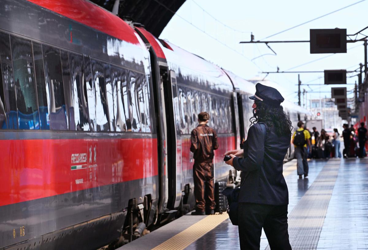 Guasto al passaggio a livello, odissea pendolare Guasto al passaggio a livello, odissea pendolare
