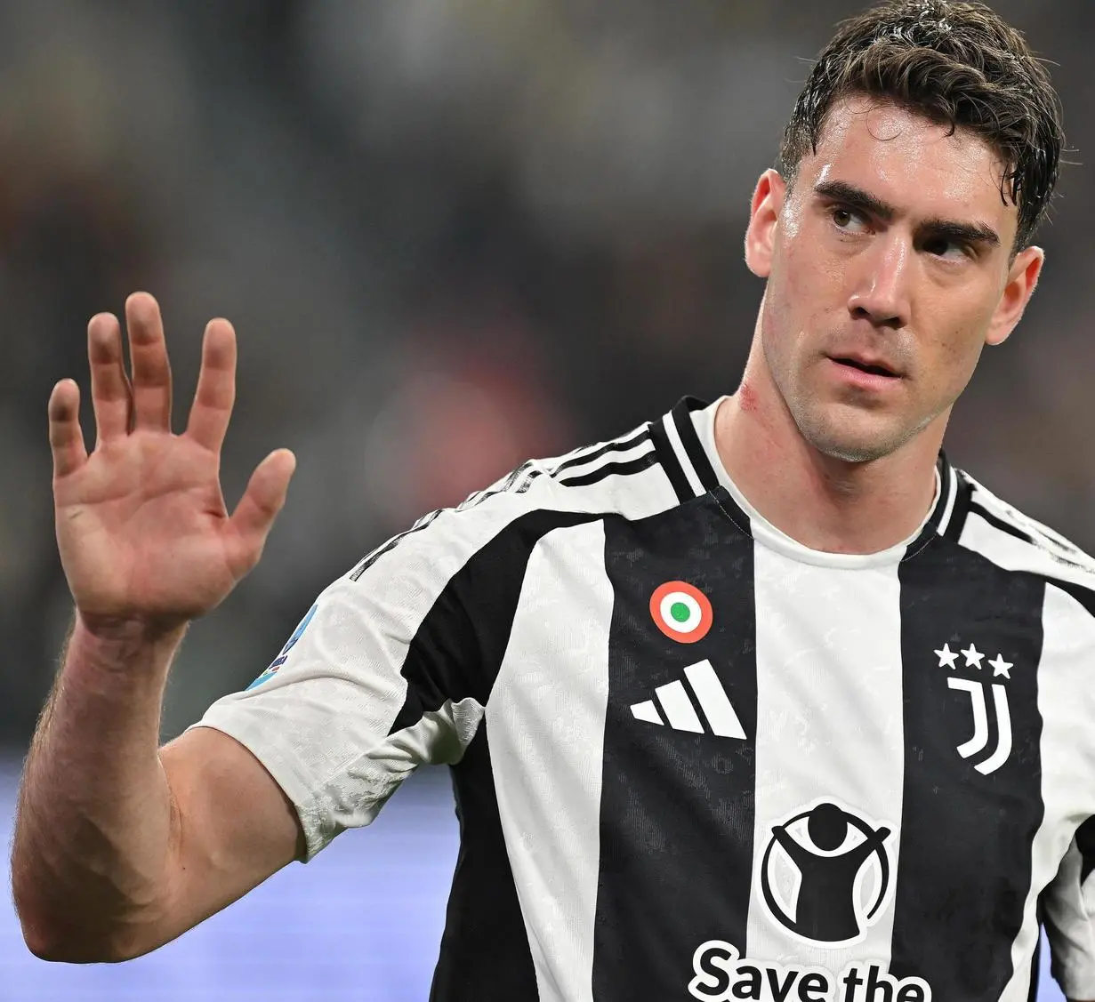 Vlahovic, nodo ingaggio. Il Milan chiede lo sconto