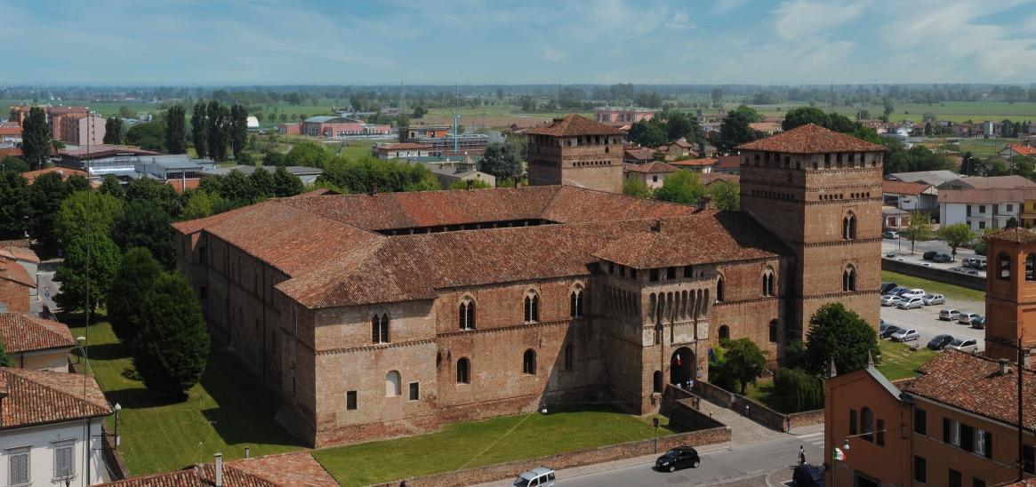 Pandino, castello chiuso ad agosto: “Poche presenze turistiche e poi c’era bisogno di uno stop”