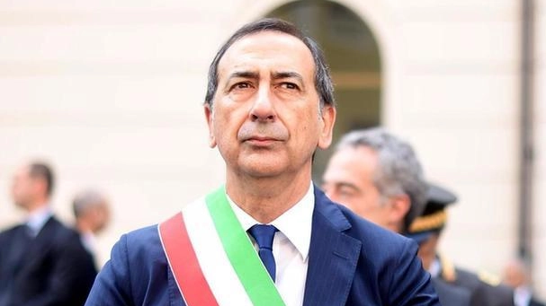 A sinistra, il sindaco Giuseppe Sala: oggi è attesa la sua decisione sul sostituto di Guido Bardelli nella Giunta comunale A sinistra, il sindaco Giuseppe Sala: oggi è attesa la sua decisione sul sostituto di Guido Bardelli nella Giunta comunale
