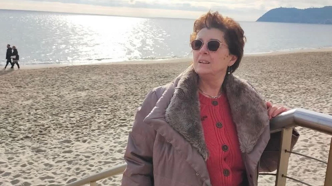 Uccisa da quattro bambini su un’auto rubata che poi sono fuggiti in attesa di decisioni del giudice. Il magistrato li aveva riaffidati ai genitori. Il sacerdote: "Evitiamo gesti di odio, l’amore vince il male".