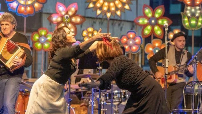 Multi-Kulti Bam Summer Festival oggi nel parco della Biblioteca degli Alberi con voci, suoni e danze dal mondo e... Multi-Kulti Bam Summer Festival oggi nel parco della Biblioteca degli Alberi con voci, suoni e danze dal mondo e...