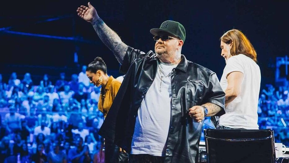 Jake La Furia (in foto) volto di X Factor al quale si è ispirato il maestro Pasquale Amico Jake La Furia (in foto) volto di X Factor al quale si è ispirato il maestro Pasquale Amico