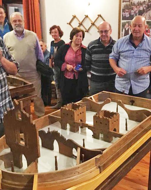 Trottole in piazza. Gioco del Pirlì al via tra passato e futuro Trottole in piazza. Gioco del Pirlì al via tra passato e futuro