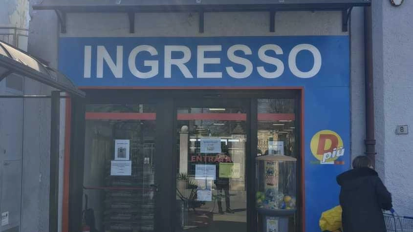 L’ingresso del supermercato