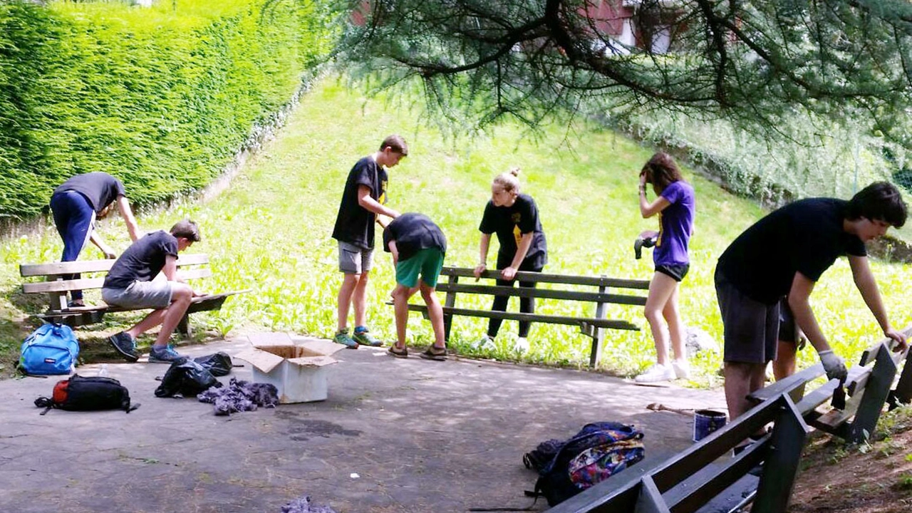 Alcuni lavori sociali organizzati dallo sportello Informagiovani che ora ha organizzato un momento di confronto aperto a tutti in particolare sul centro civico