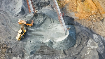 Terre rare e litio, parte la caccia in Lombardia: è l’alba di una nuova era mineraria? Ecco le zone dove cercare il tesoro