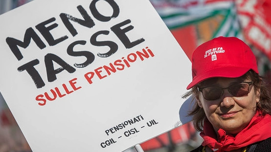 Una protesta per pensioni meno tassate