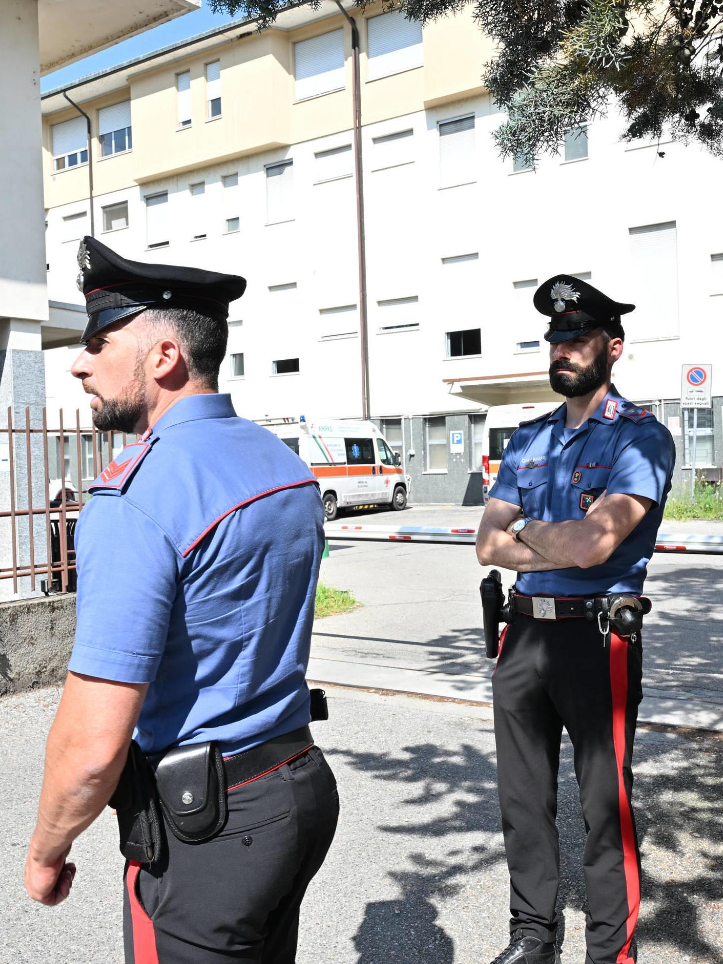 l8217omicidio suicidio due stelle alpine sul letto prima di sparare ad anna il mistero della pistola