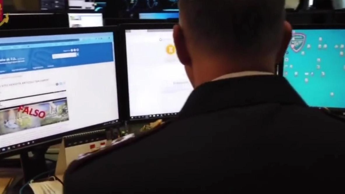 Era presente. su gruppi chiusi di Whatsapp e Telegram che inneggiano alla Jihad