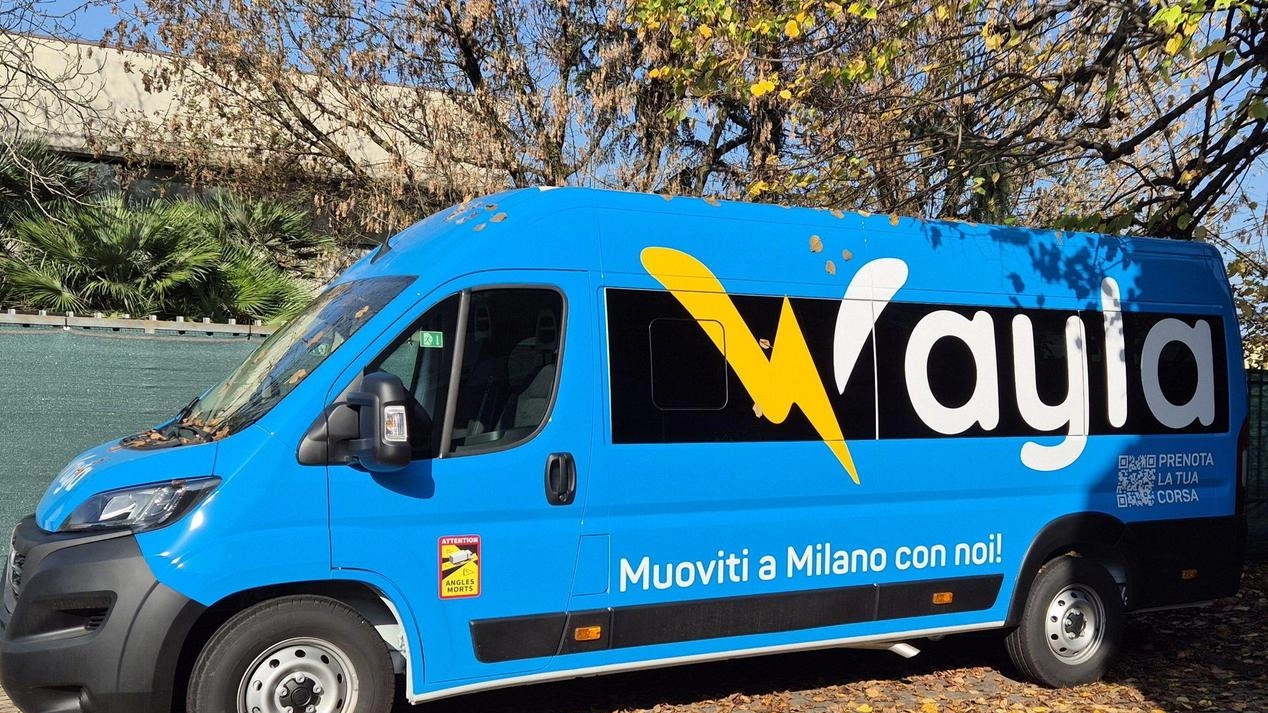 Funziona come il Radiobus di Atm, ma dietro c’è una start-up privata. Si prenota tramite un’app. Corse dal giovedì alla domenica, dalle 19.30 alle 3. I fondatori: ci rivolgiamo a universitari fuori sede. Funziona come il Radiobus di Atm, ma dietro c’è una start-up privata. Si prenota tramite un’app. Corse dal giovedì alla domenica, dalle 19.30 alle 3. I fondatori: ci rivolgiamo a universitari fuori sede.