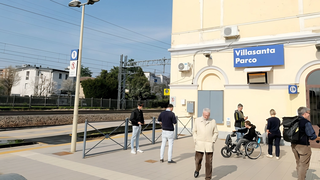 Le banchine della stazione di Villasanta nel mirino dei viaggiatori con disabilità Le banchine della stazione di Villasanta nel mirino dei viaggiatori con disabilità