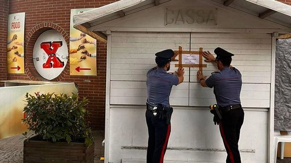 I militari della Tenenza dei carabinieri di Bollate hanno notificato la misura disposta dal questore Bruno Megale I militari della Tenenza dei carabinieri di Bollate hanno notificato la misura disposta dal questore Bruno Megale