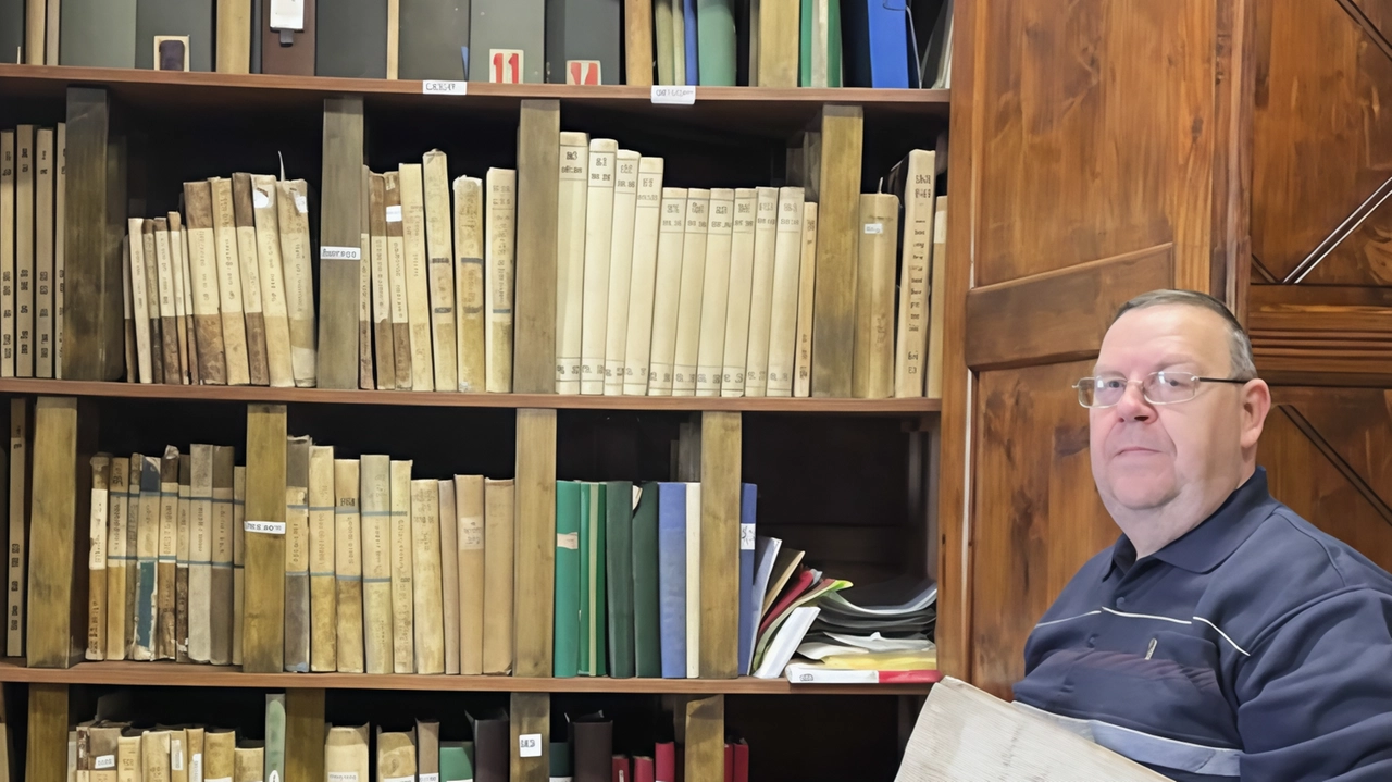 "Quando la penna incontra la storia". Un viaggio nel passato della città attraverso gli antichi documenti custoditi dalla parrocchia....